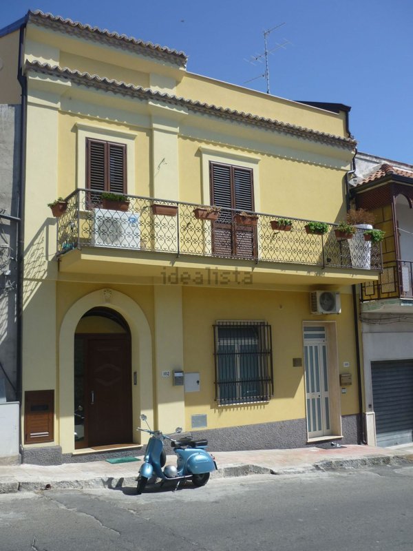 appartamento in vendita a Roccella Ionica