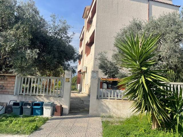 appartamento in vendita a Roccella Ionica