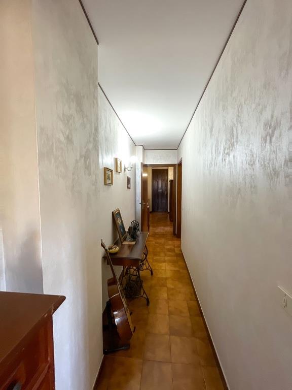 appartamento in vendita a Roccella Ionica