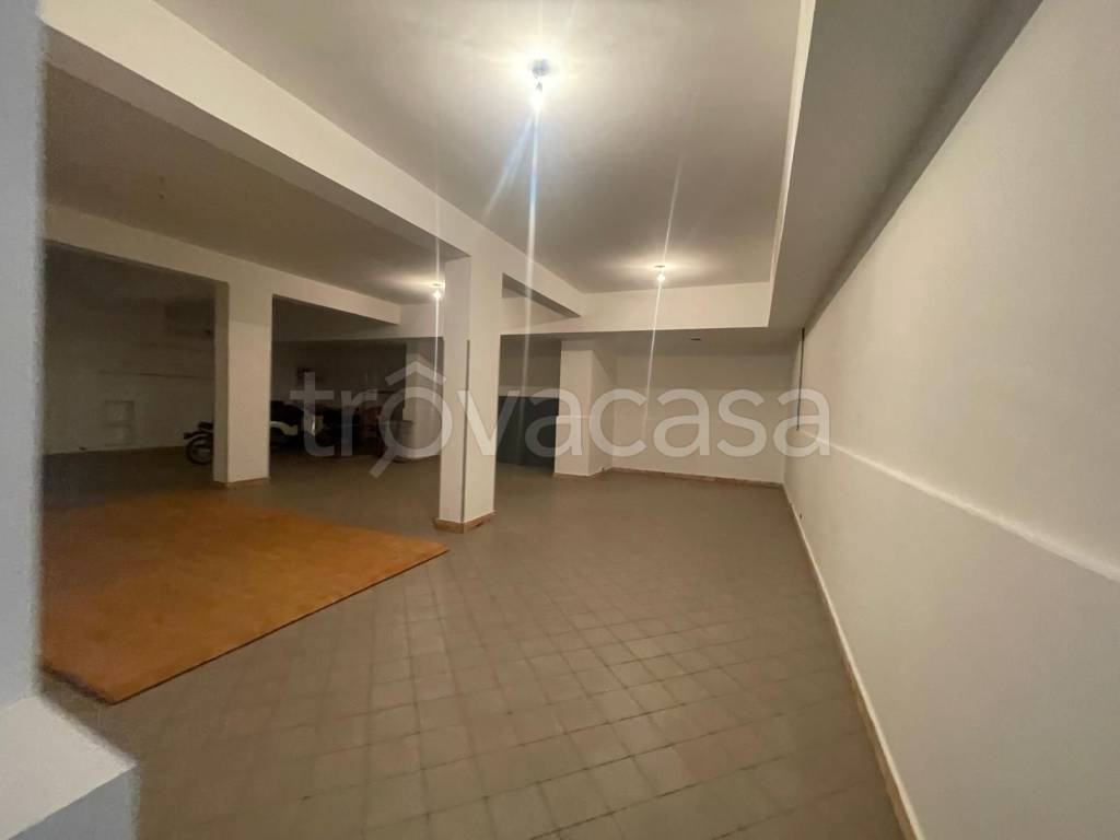 negozio in vendita a Roccella Ionica