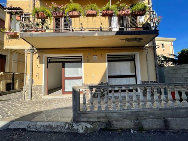 appartamento in vendita a Roccella Ionica