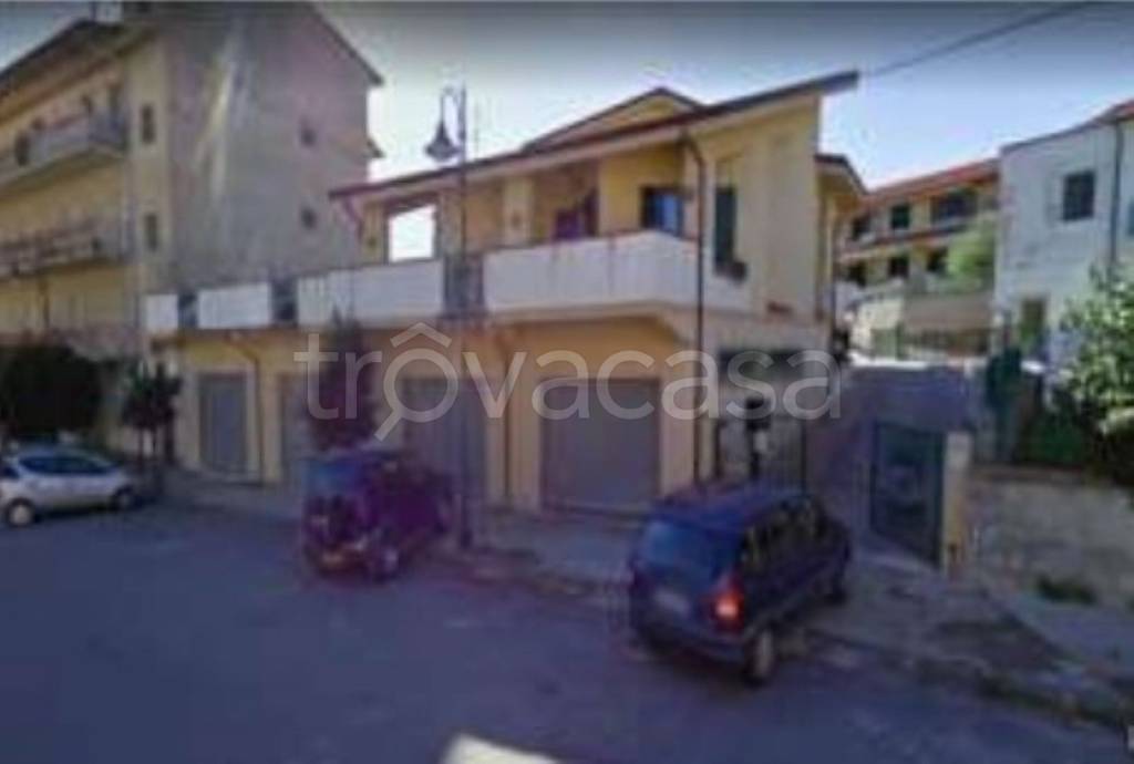 negozio in vendita a Roccella Ionica