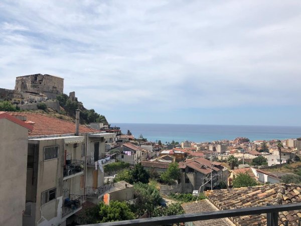 appartamento in vendita a Roccella Ionica