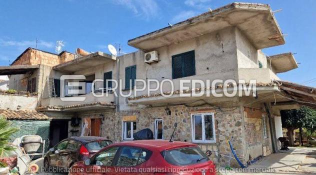 trivano in vendita a Roccella Ionica