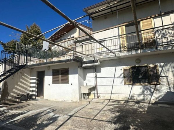 casa indipendente in vendita a San Lorenzo