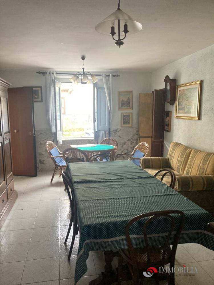 casa indipendente in vendita a San Lorenzo