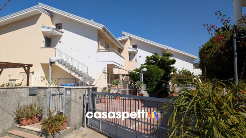 casa indipendente in vendita a San Lorenzo