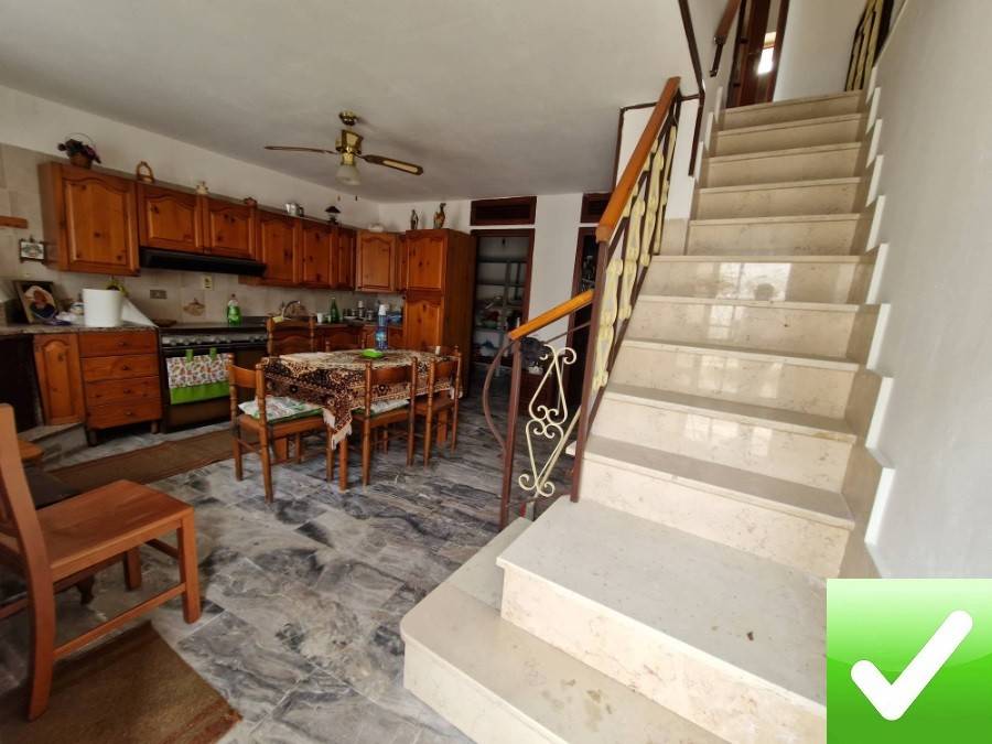 casa indipendente in vendita a San Lorenzo