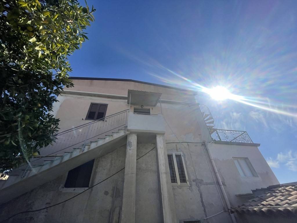 casa semindipendente in vendita a San Lorenzo