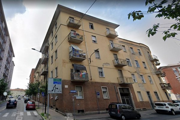 appartamento in vendita ad Asti in zona Olivero