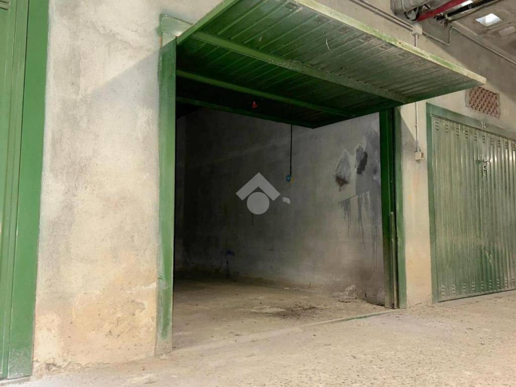 casa indipendente in vendita ad Asti in zona Castiglione