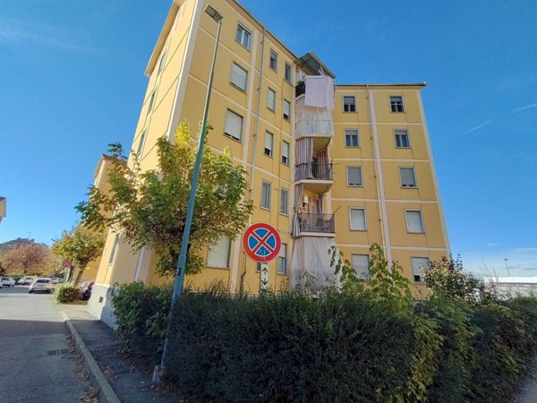 appartamento in vendita ad Asti in zona Torretta