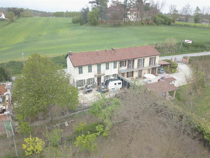 casa indipendente in vendita ad Asti in zona Palucco