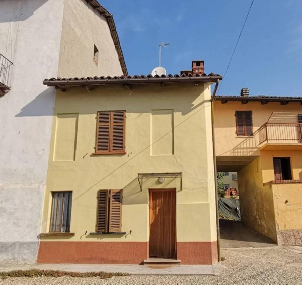 casa indipendente in vendita ad Asti in zona San Marzanotto