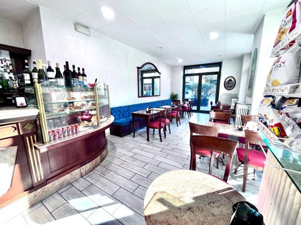 negozio in vendita ad Asti in zona Centro Città