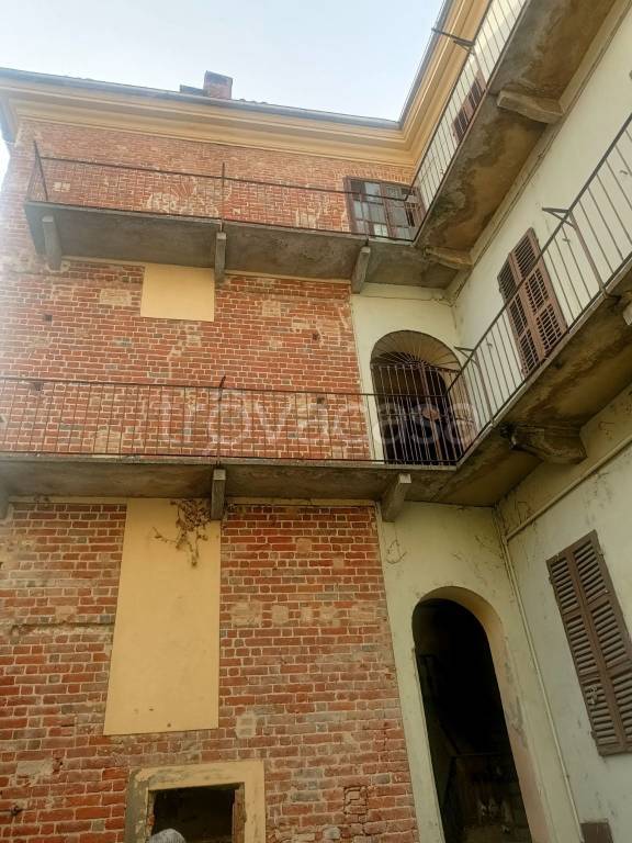 appartamento in vendita ad Asti in zona Centro Città
