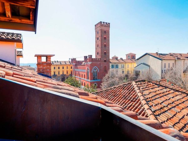 appartamento in vendita ad Asti in zona Rossi