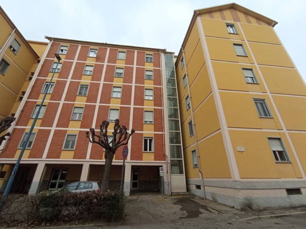 appartamento in vendita ad Asti in zona Palucco