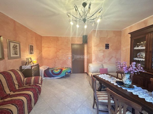 appartamento in vendita ad Asti in zona Rioscone
