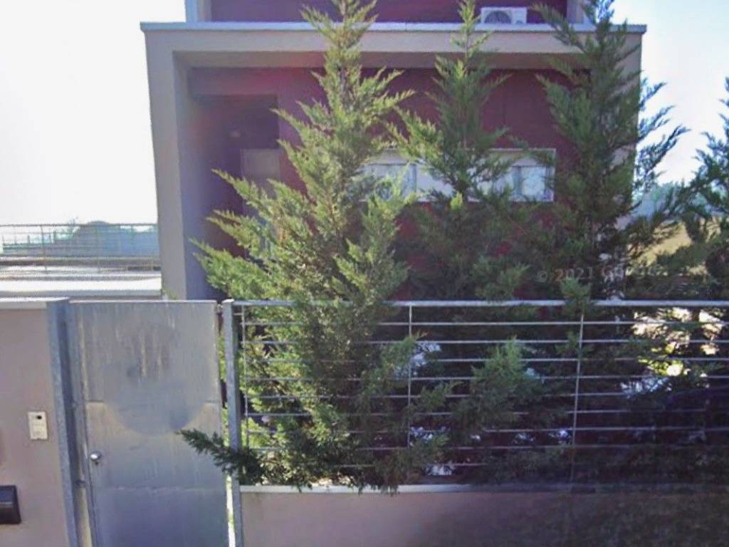 casa indipendente in vendita ad Asti in zona Madonna di Caniglie