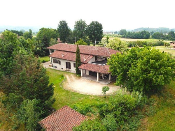 casa indipendente in vendita ad Asti