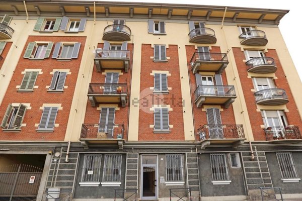 appartamento in vendita ad Asti in zona Quarto