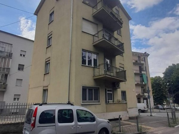 appartamento in vendita ad Asti