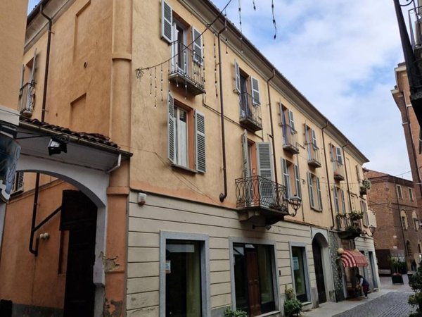appartamento in vendita ad Asti in zona Centro Città