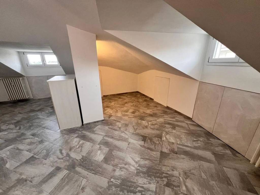 appartamento in vendita ad Asti in zona Manzoni