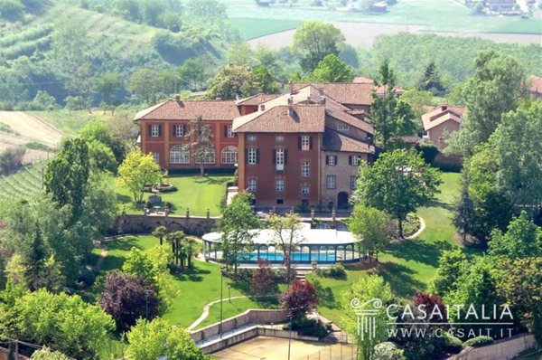casa indipendente in vendita ad Asti in zona Variglie
