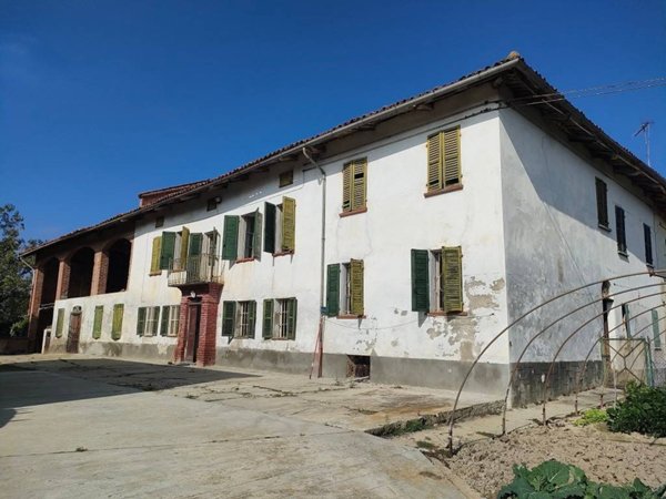 casa indipendente in vendita ad Asti in zona Vaglierano