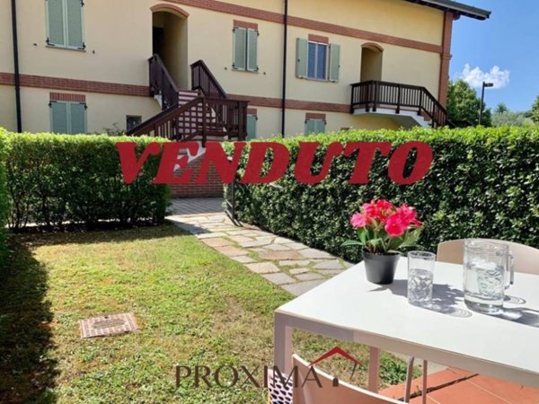 appartamento in vendita ad Asti in zona Mombarone