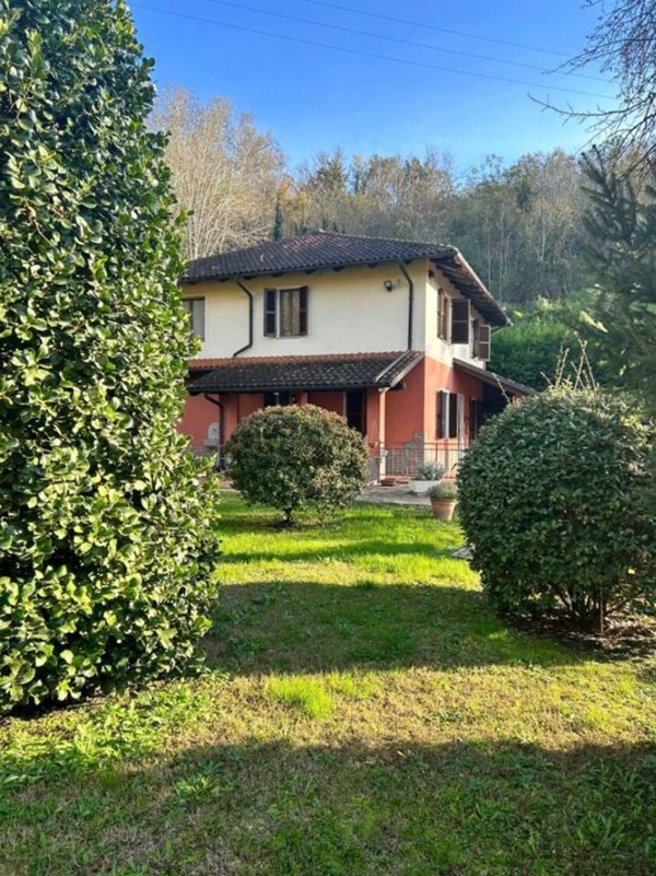 casa indipendente in vendita ad Asti