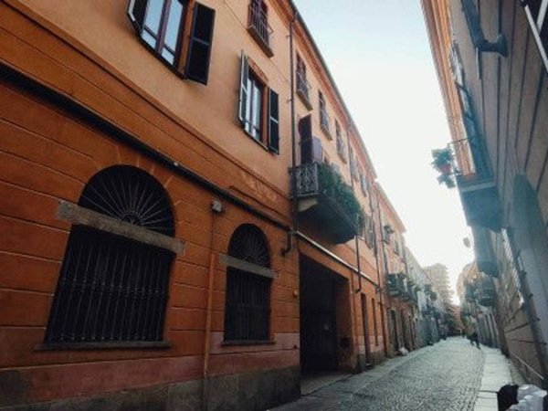 appartamento in vendita ad Asti in zona Centro Città