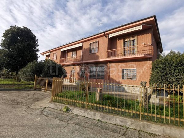 casa indipendente in vendita ad Asti in zona Centro Città