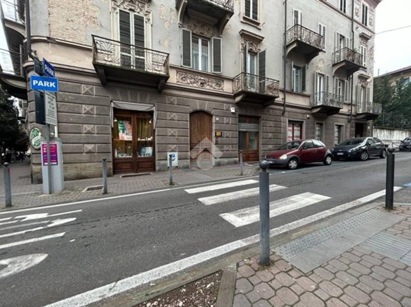 negozio in vendita ad Asti in zona Centro Città