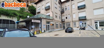 locale commerciale in vendita ad Asti