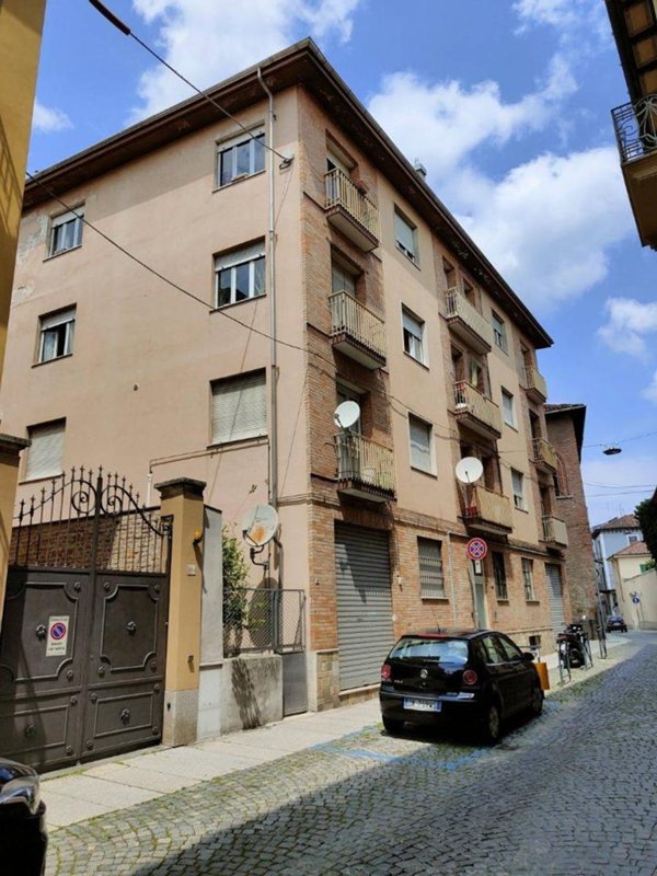 appartamento in vendita ad Asti in zona Centro Città