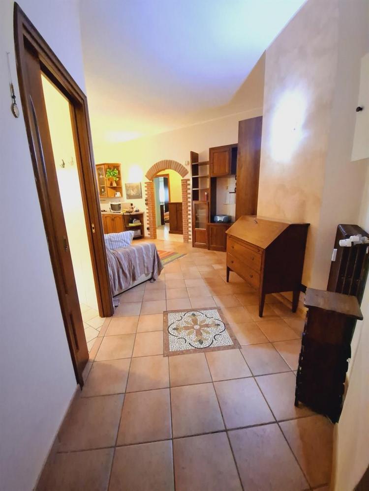 appartamento in vendita ad Asti in zona Quarto