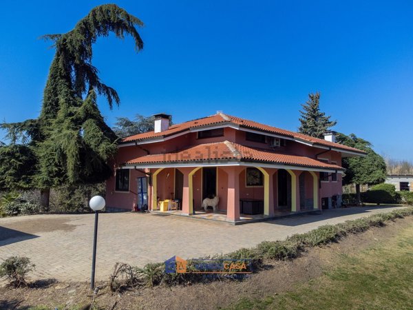 casa indipendente in vendita ad Asti