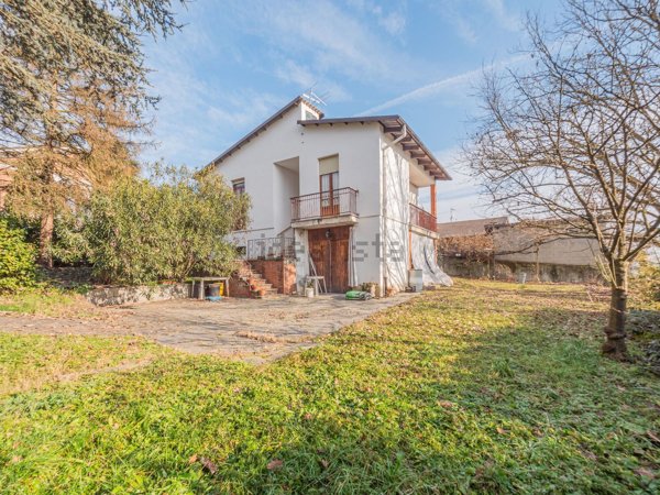 casa indipendente in vendita ad Asti