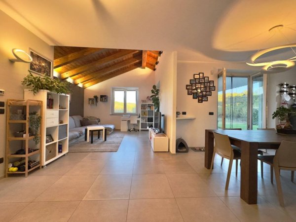 casa indipendente in vendita ad Asti