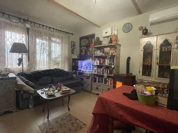 casa indipendente in vendita ad Asti