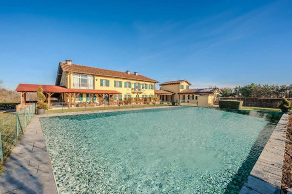 villa in vendita ad Asti in zona Castiglione