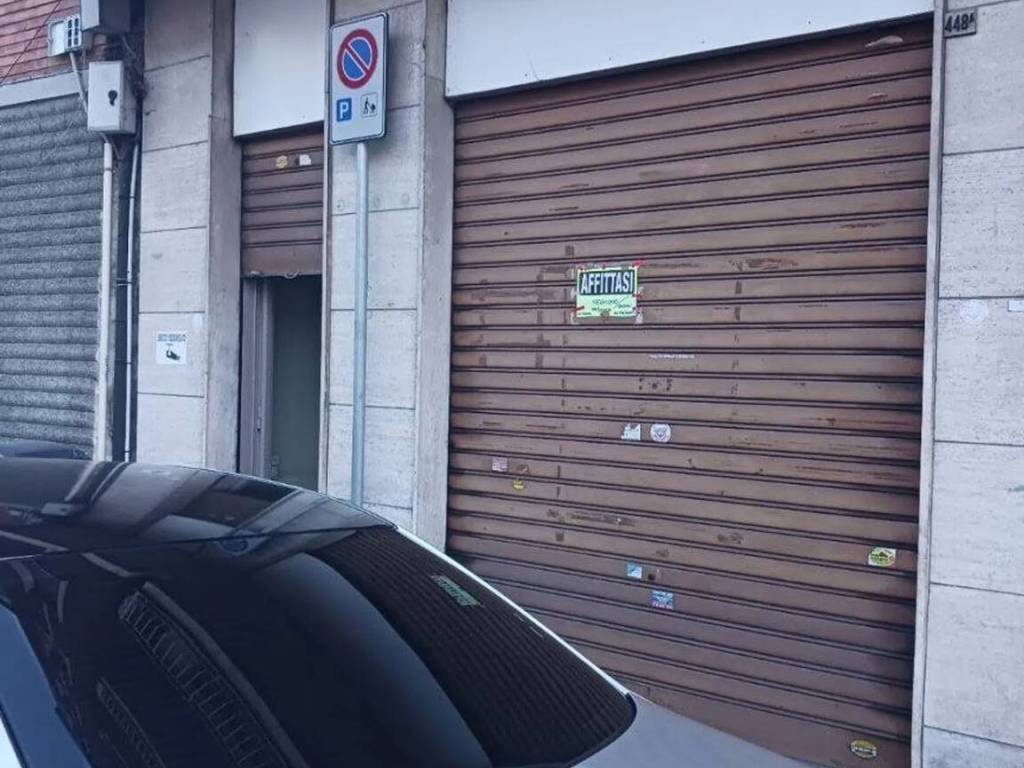negozio in vendita ad Asti