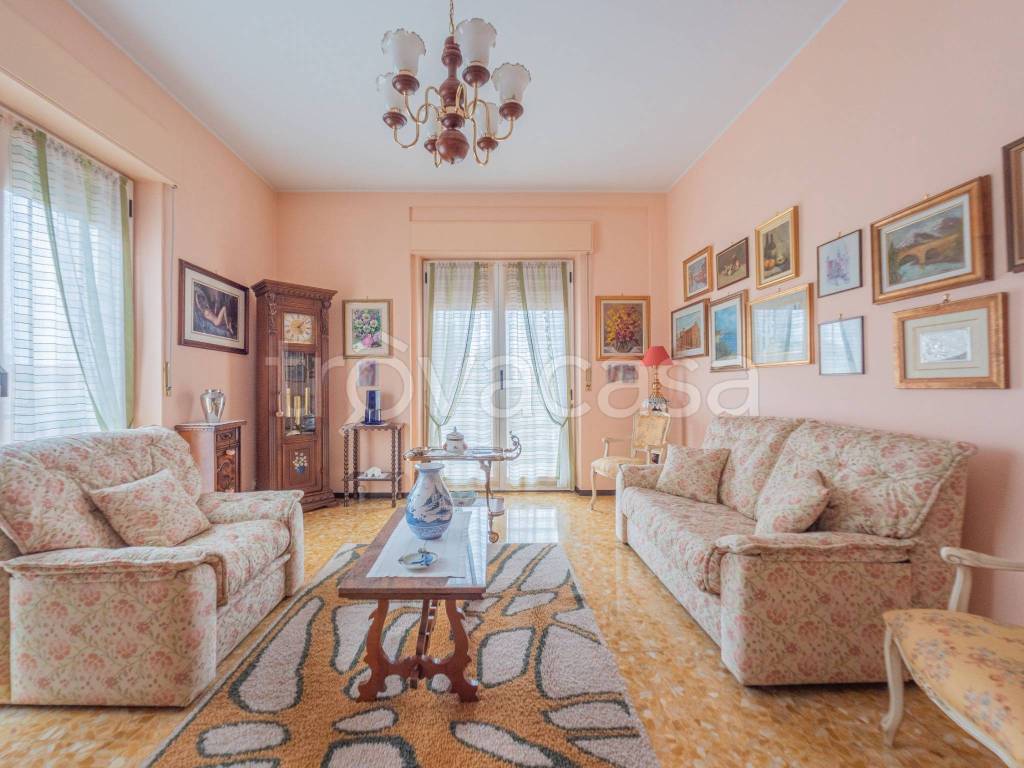 appartamento in vendita ad Asti in zona Centro Città