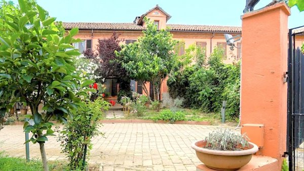 casale in vendita ad Asti