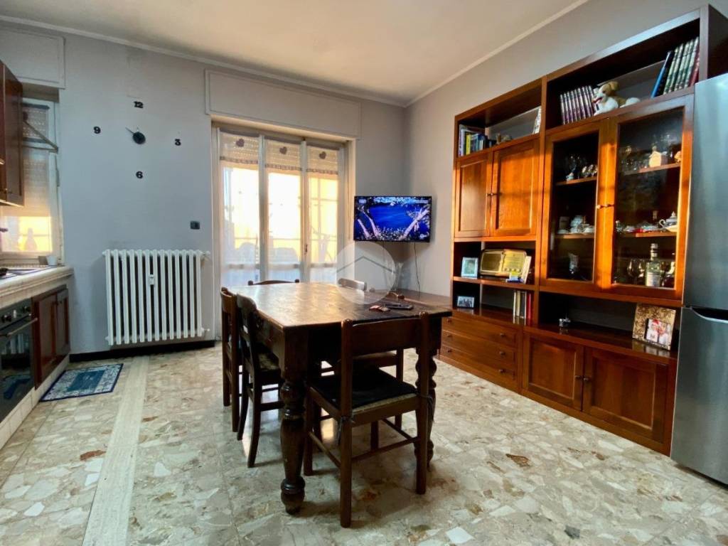 appartamento in vendita ad Asti in zona Trincere