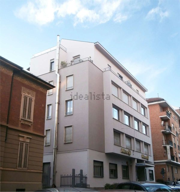 appartamento in vendita ad Asti in zona Corso Dante