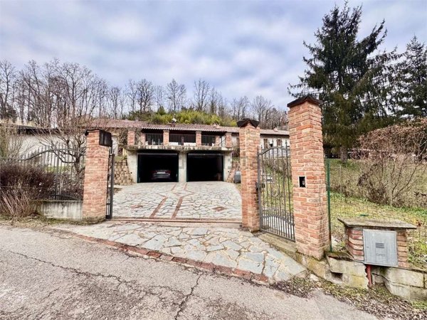 casa indipendente in vendita ad Asti